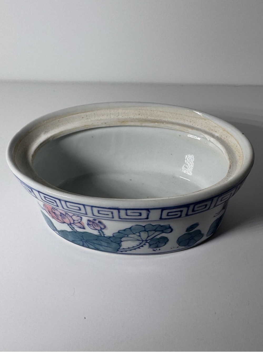 Vintage Asian style ceramic trinket box rings sculpted duck on the lid. No Chips - Picture 4 of 7